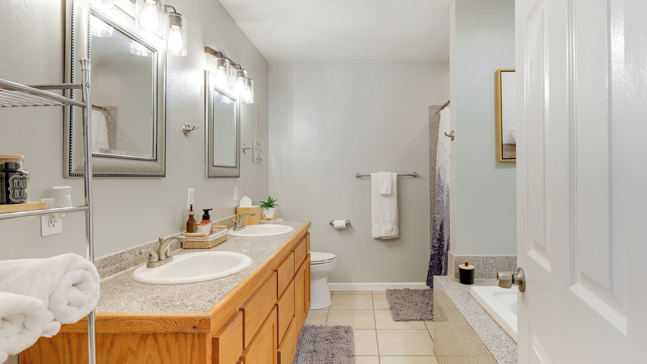 Photo of Bathroom in Twain Harte