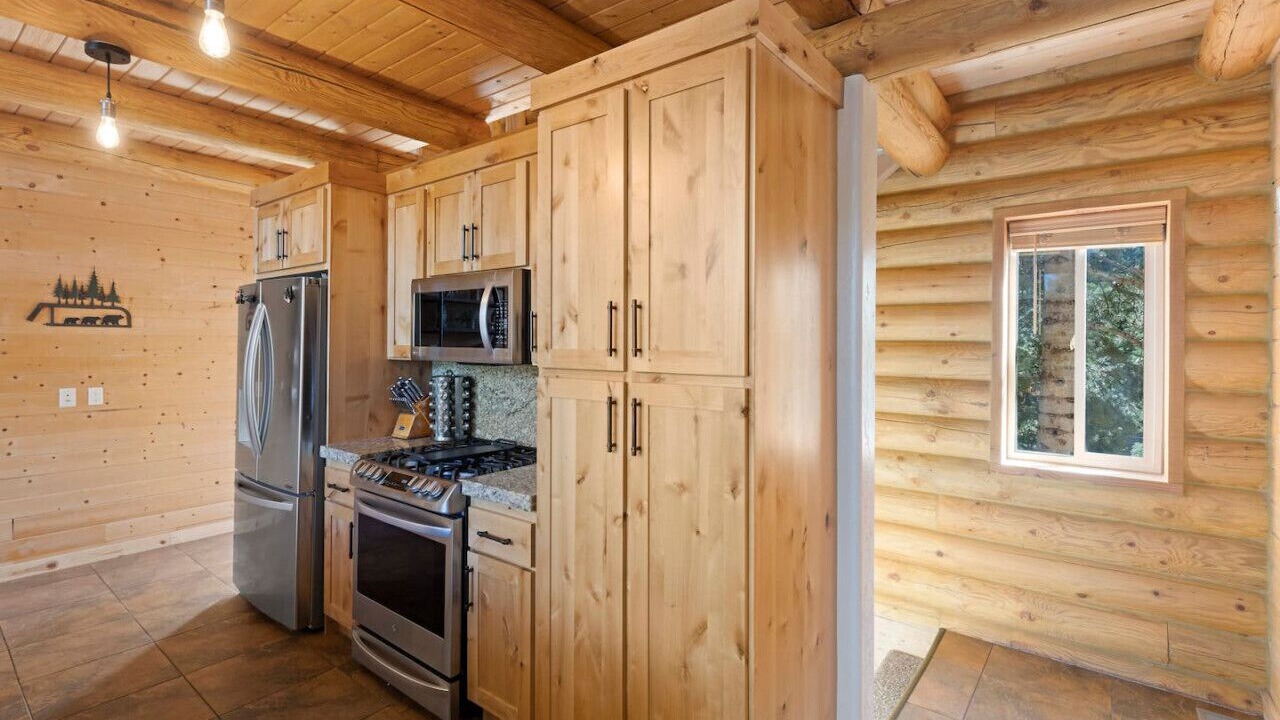 Photo of Kitchen in Meadow View Heights