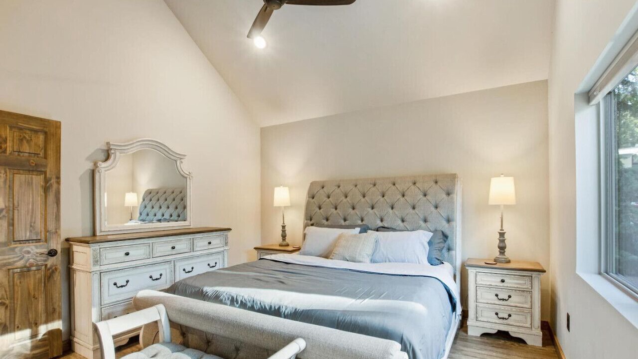 Photo of Bedroom in Meadow View Heights