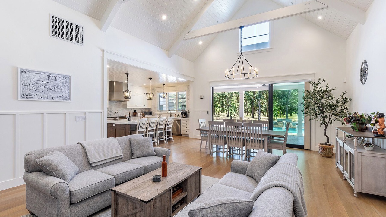 Photo of Livingroom in Sonoma