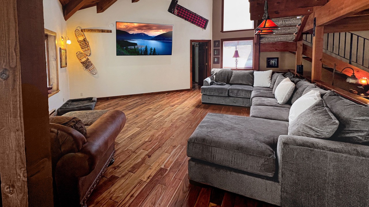 Photo of Bedroom in Graeagle