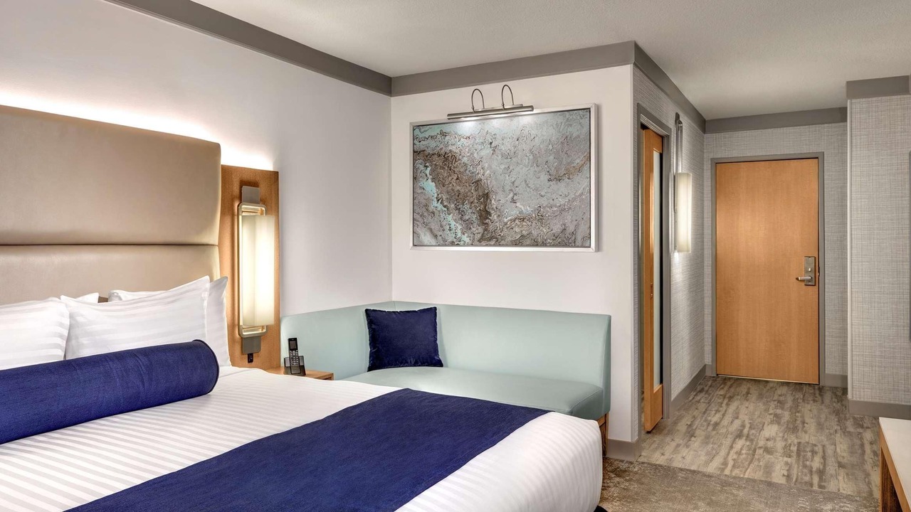 Photo of Bedroom in Gateway District