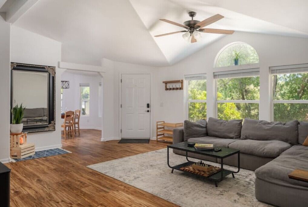 Photo of Livingroom in Altaville