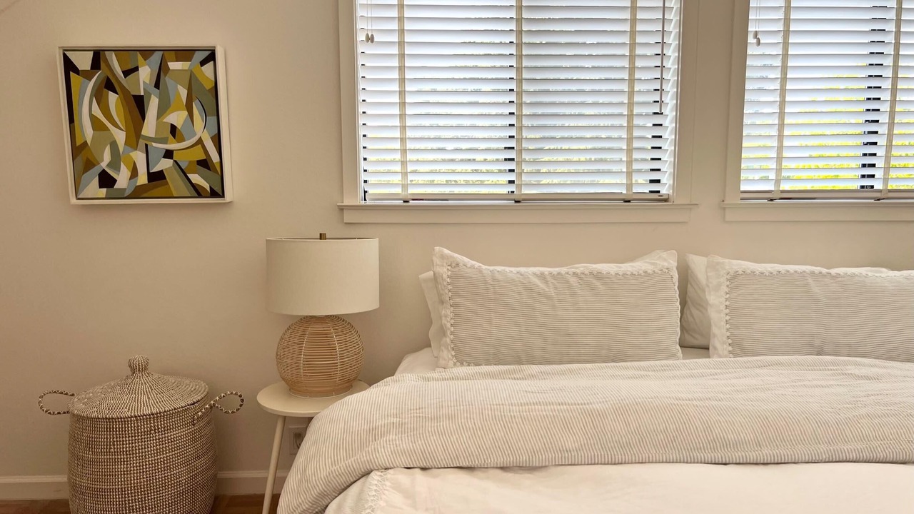 Photo of Bedroom in Geyserville