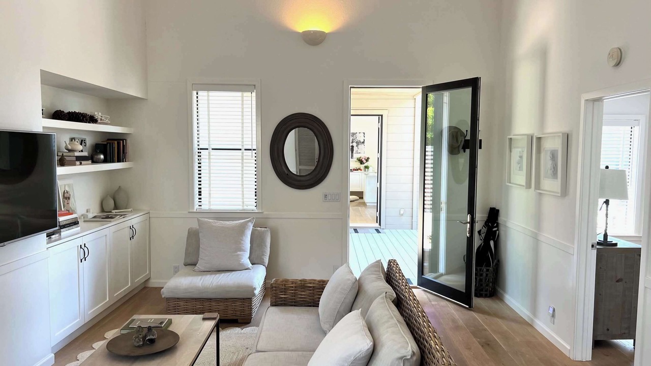 Photo of Livingroom in Geyserville
