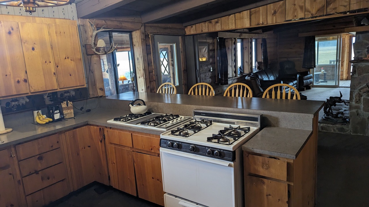 Photo of Kitchen in Klamath County