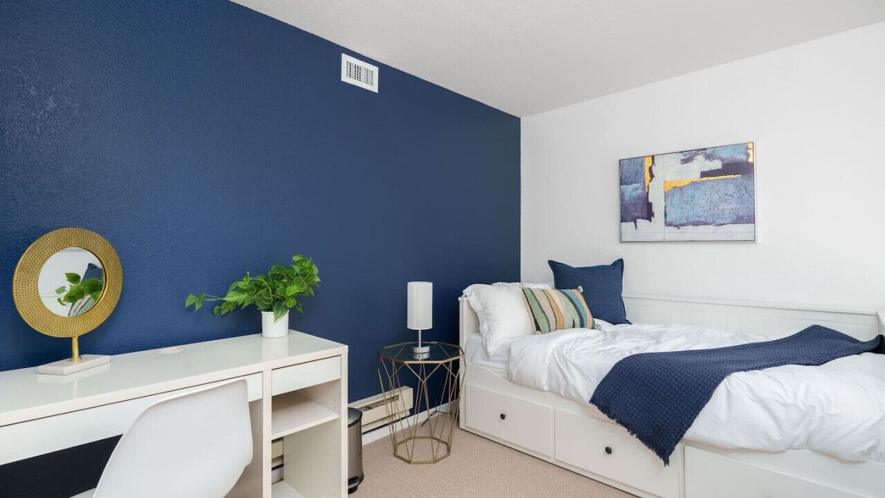 Photo of Bedroom in Downtown San Francisco