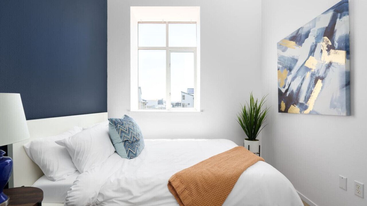 Photo of Bedroom in Downtown San Francisco