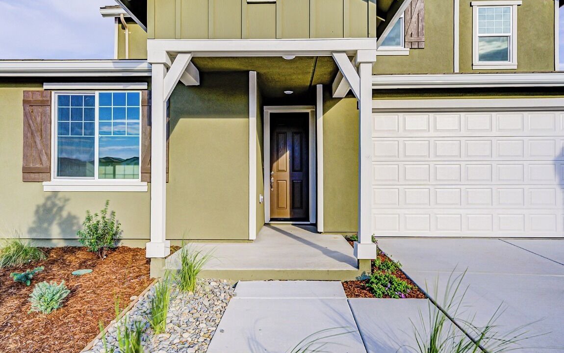 Photo of Outdoor in Oakley