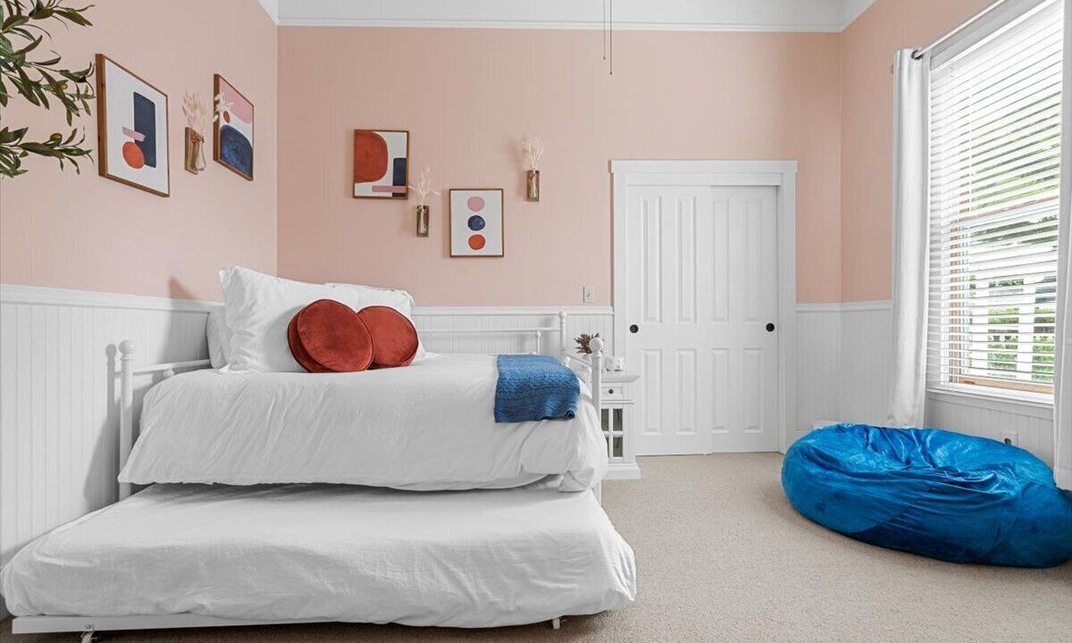 Photo of Bedroom in Old Town Historic District