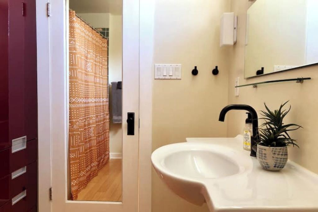 Photo of Bathroom in South Berkeley
