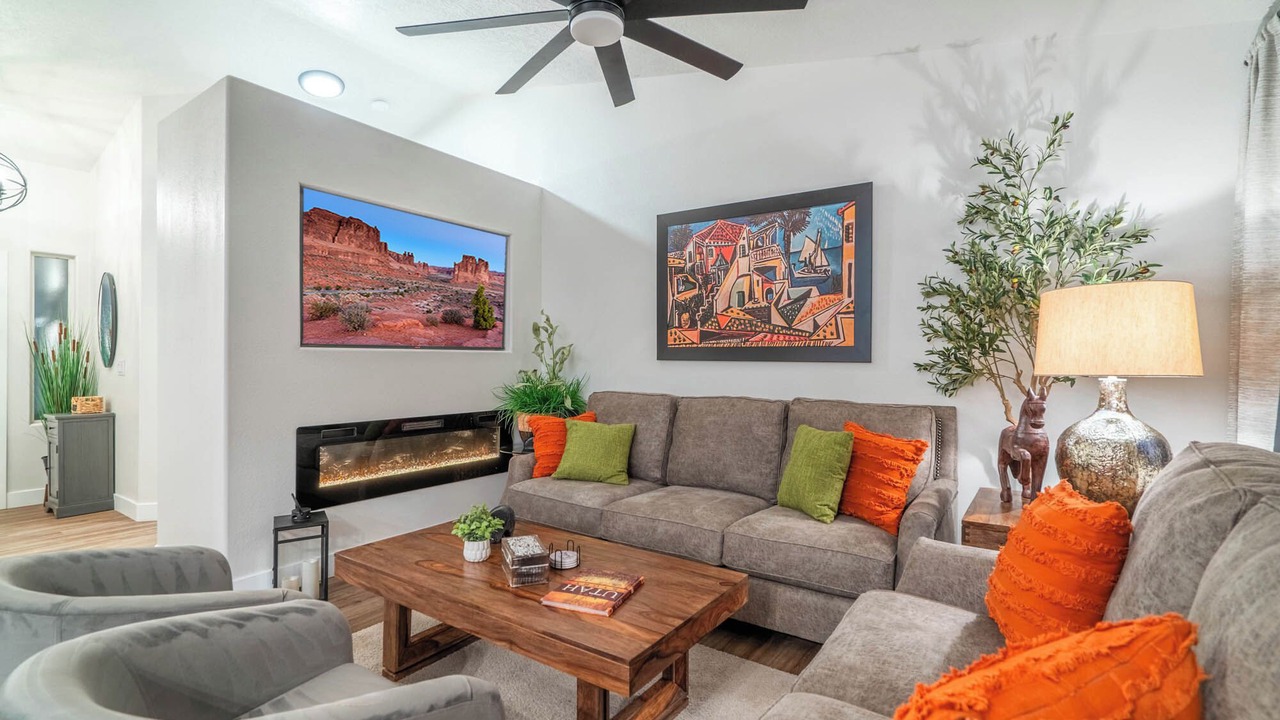 Photo of Livingroom in Ivins