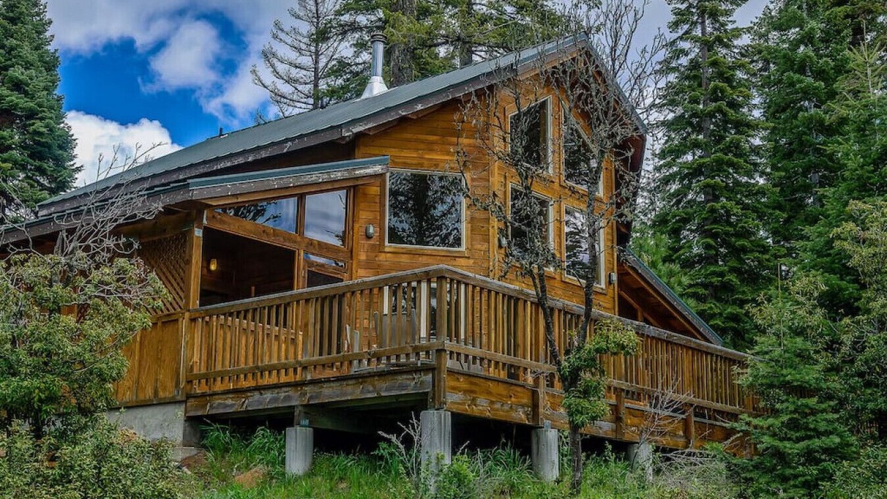 Photo of Outdoor in Ashland