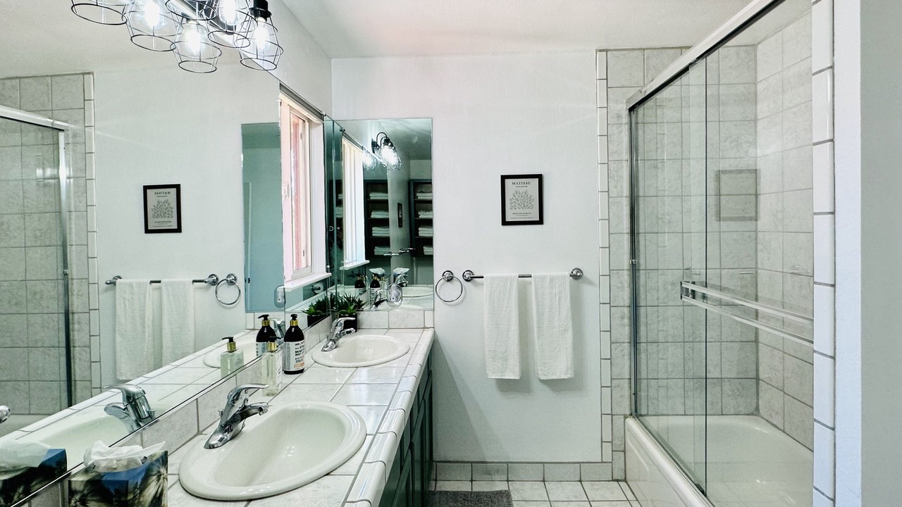 Photo of Bathroom in Paradise