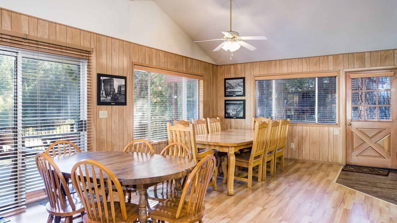 Photo of Bedroom in North Wawona