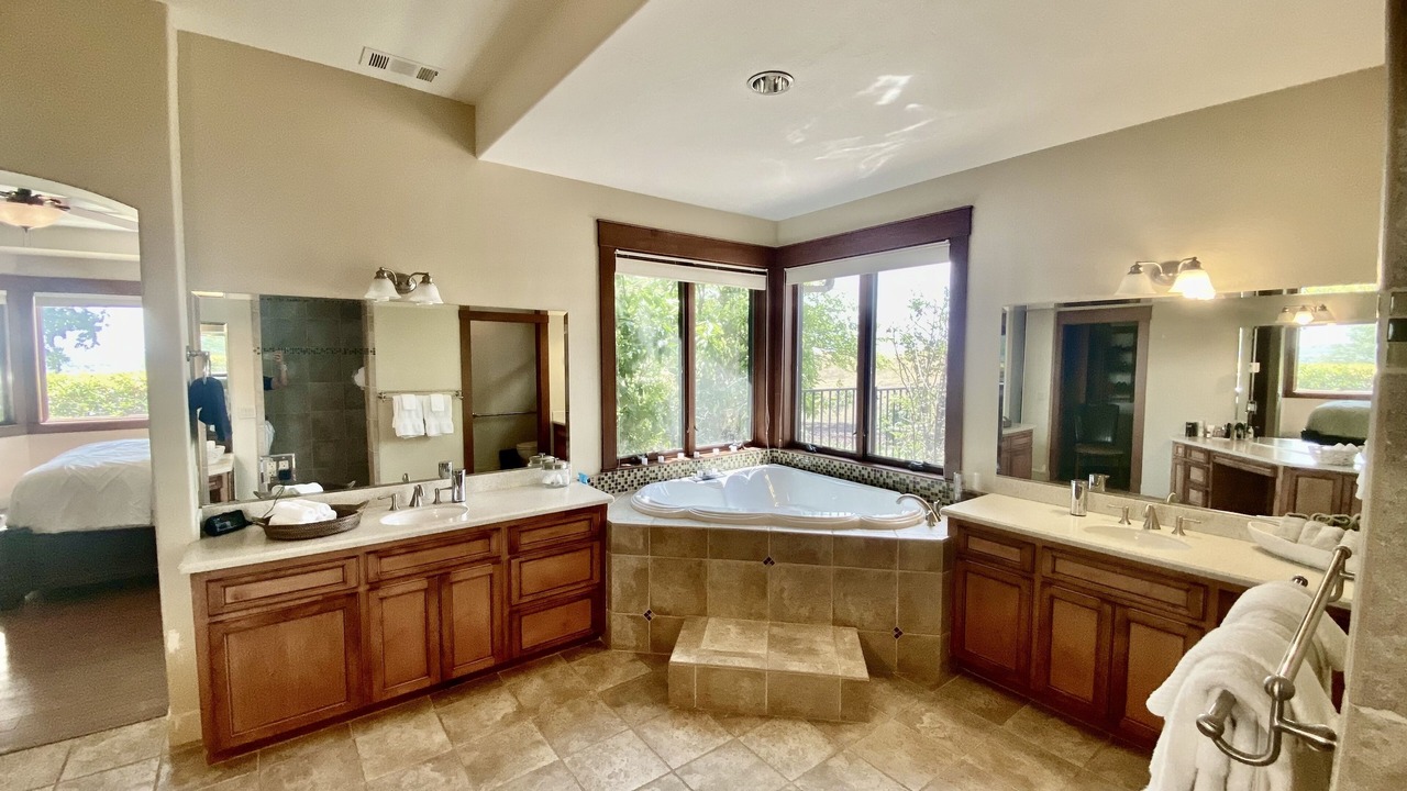 Photo of Bathroom in Templeton