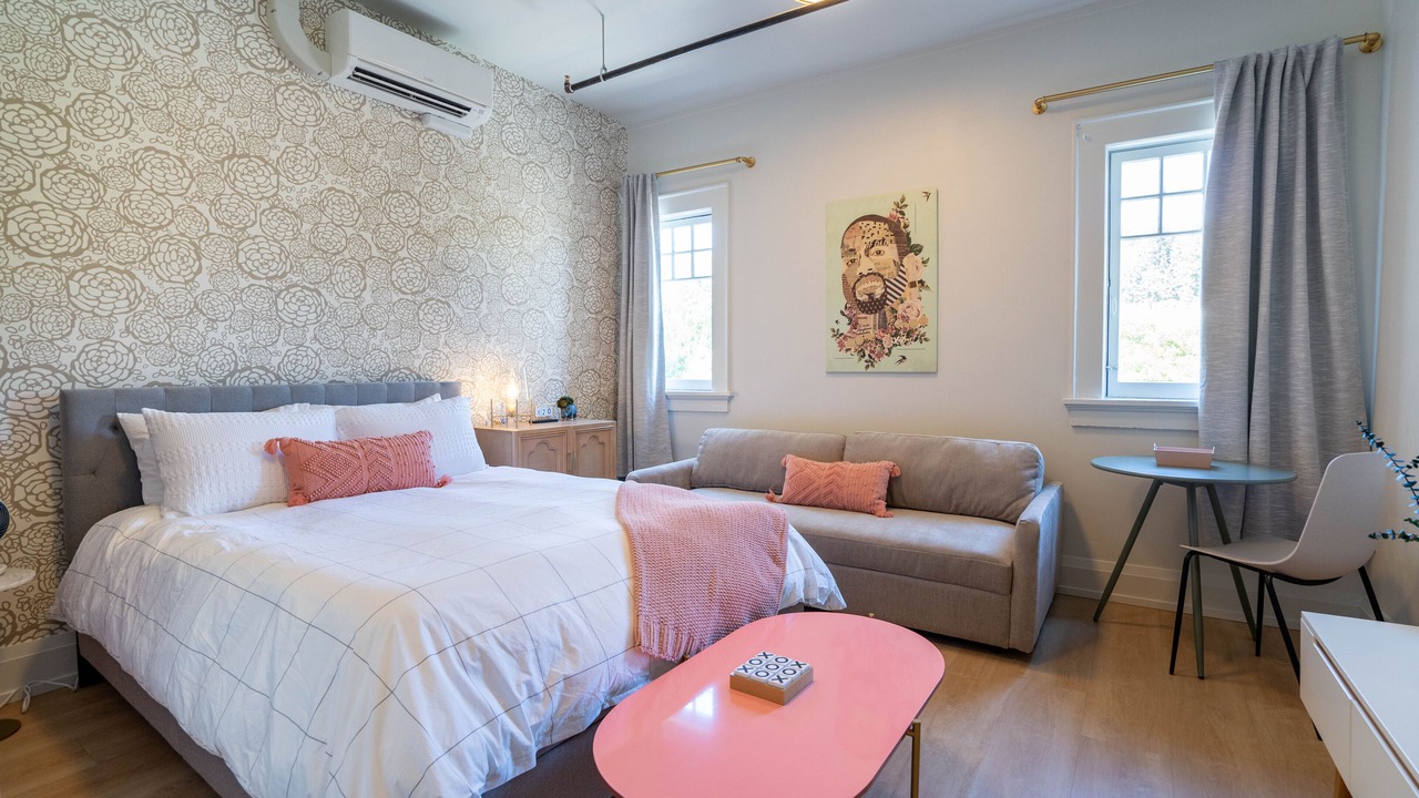 Photo of Bedroom in Downtown Eugene