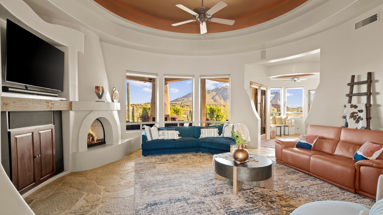 Photo of Livingroom in Cave Creek