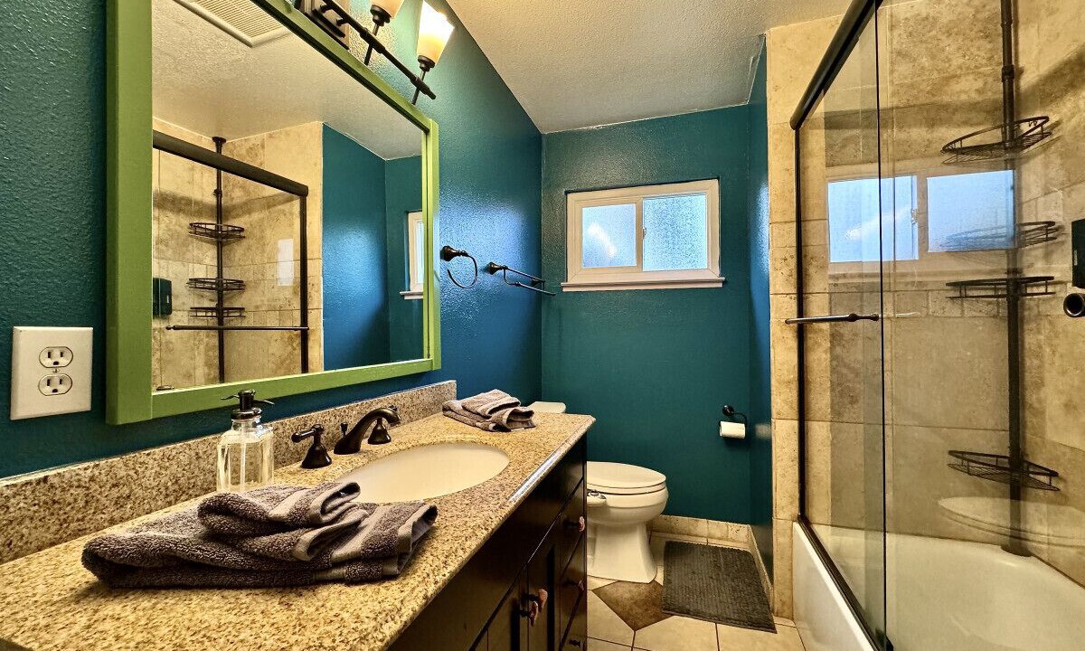 Photo of Bathroom in Little Pocket