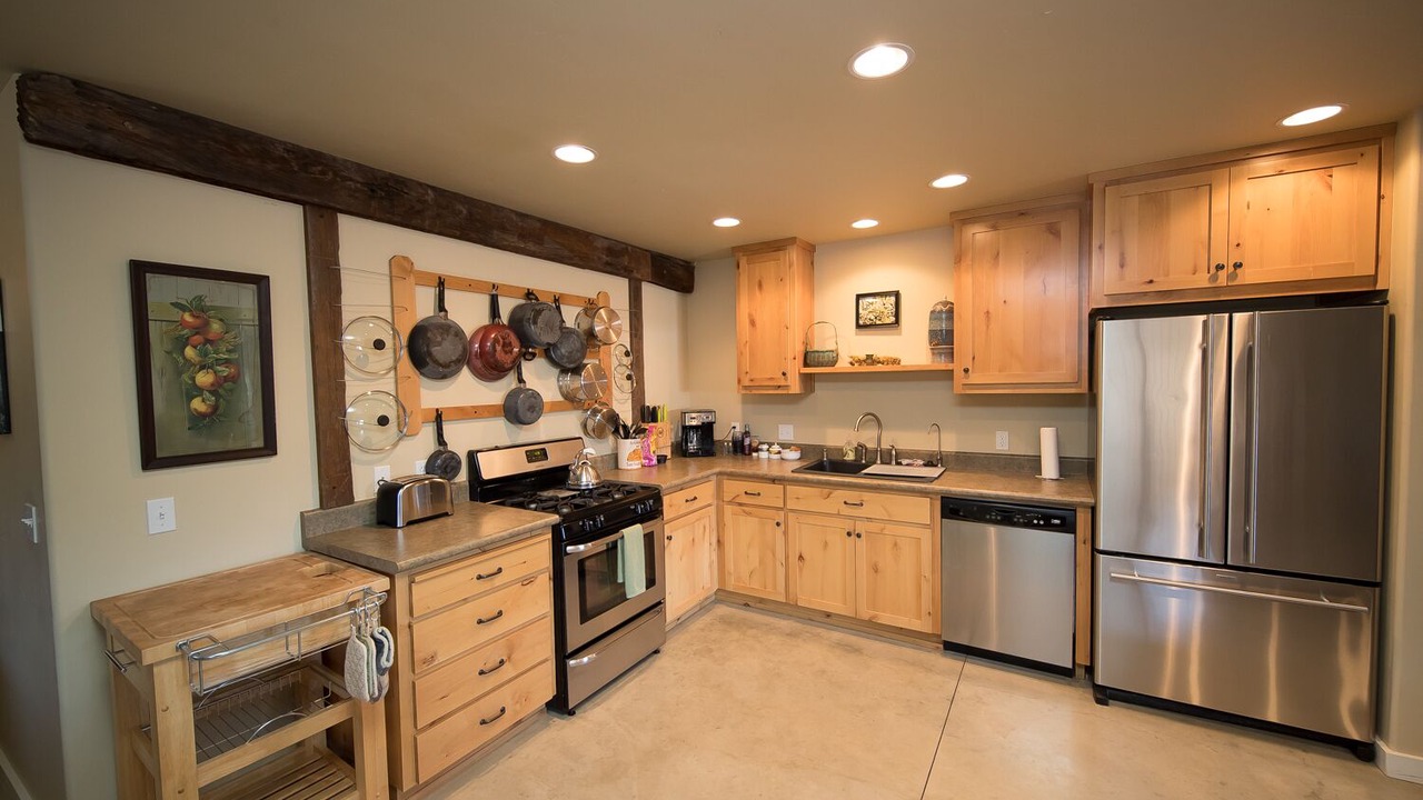 Photo of Kitchen in Lake Nacimiento