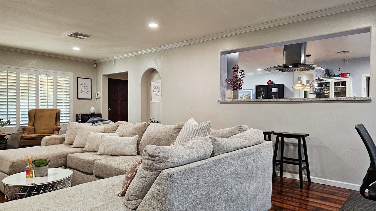 Photo of Livingroom in Alhambra