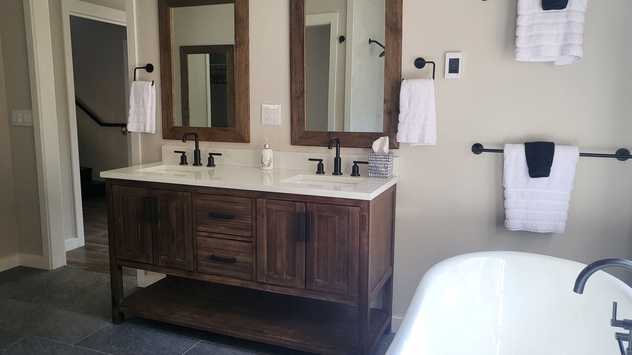 Photo of Bathroom in Forest Meadows