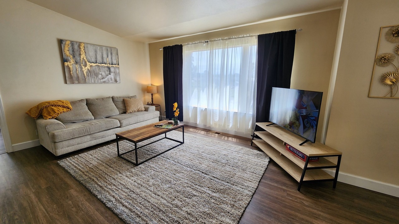 Photo of Livingroom in McKinleyville