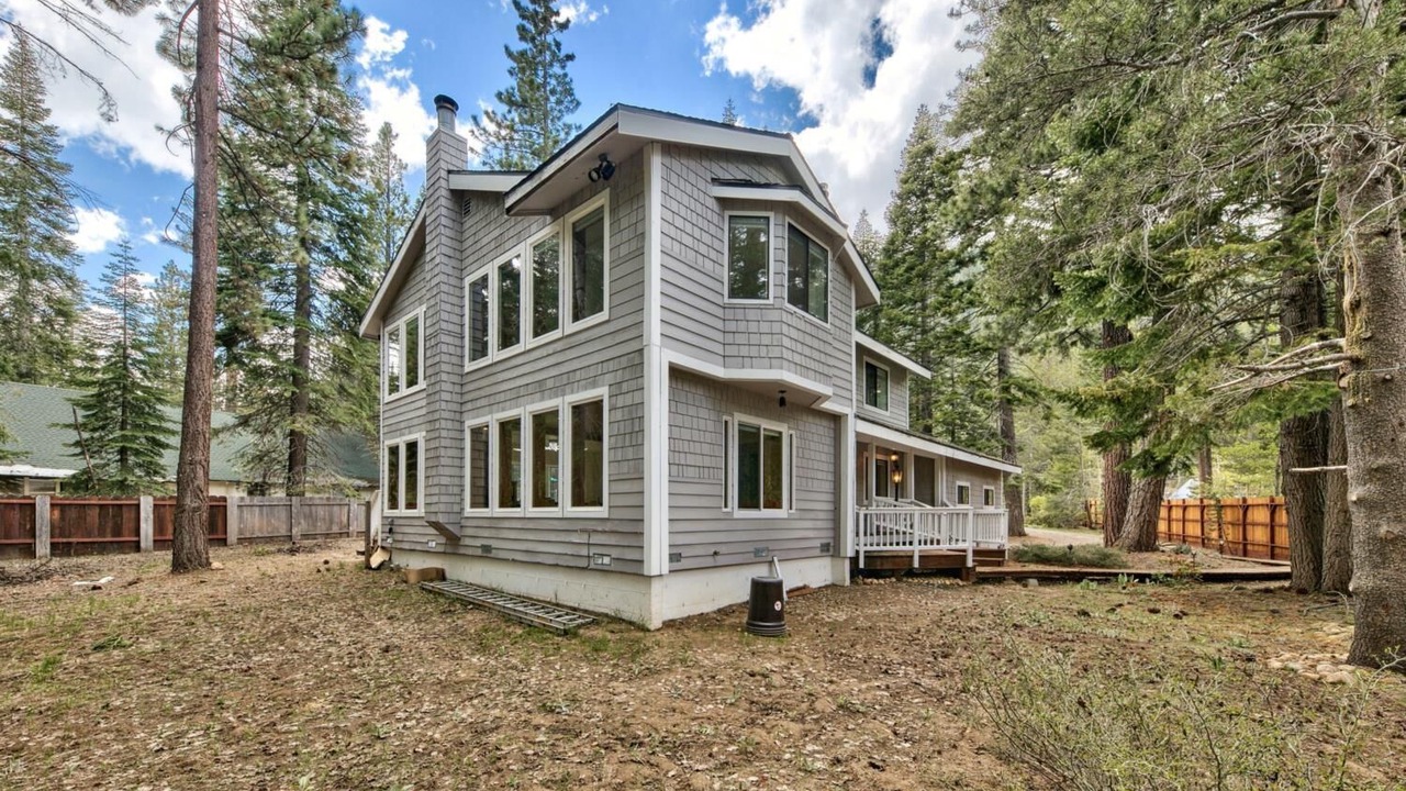 Photo of Outdoor in Christmas Valley
