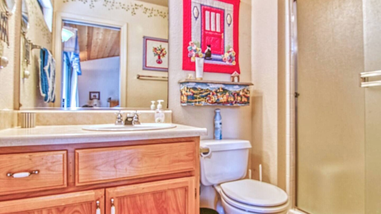 Photo of Bathroom in Groveland