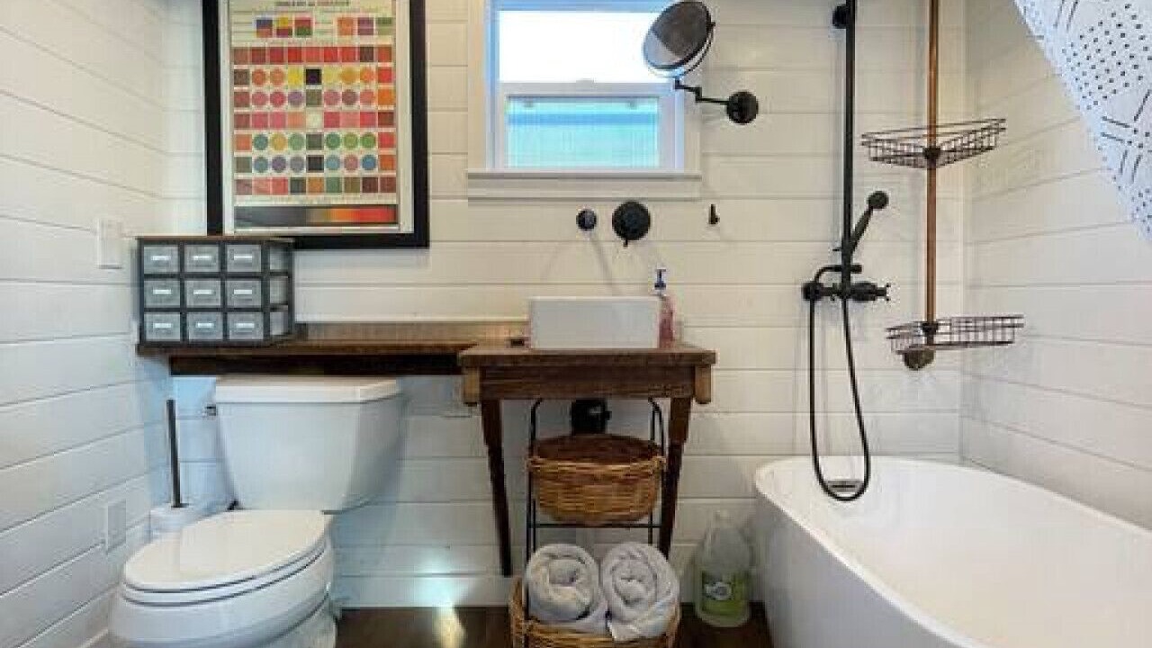 Photo of Bathroom in North and East