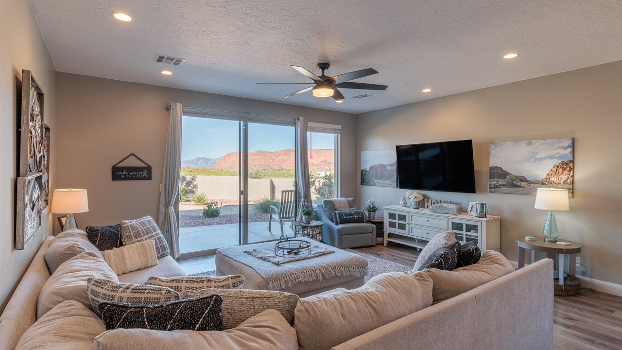Photo of Livingroom in St. George