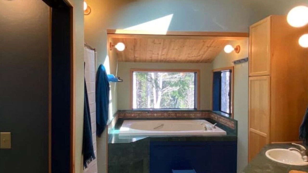 Photo of Bathroom in Sea Ranch
