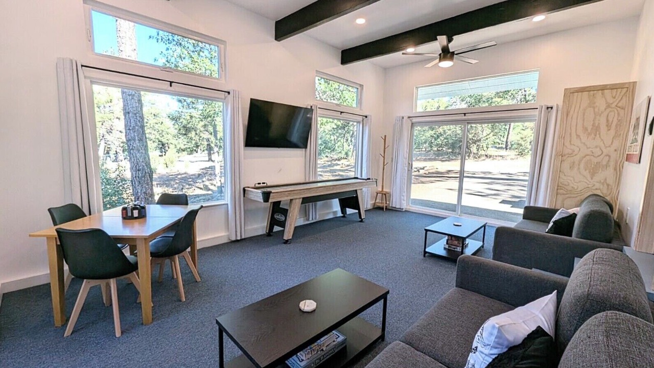 Photo of Livingroom in Sugarloaf