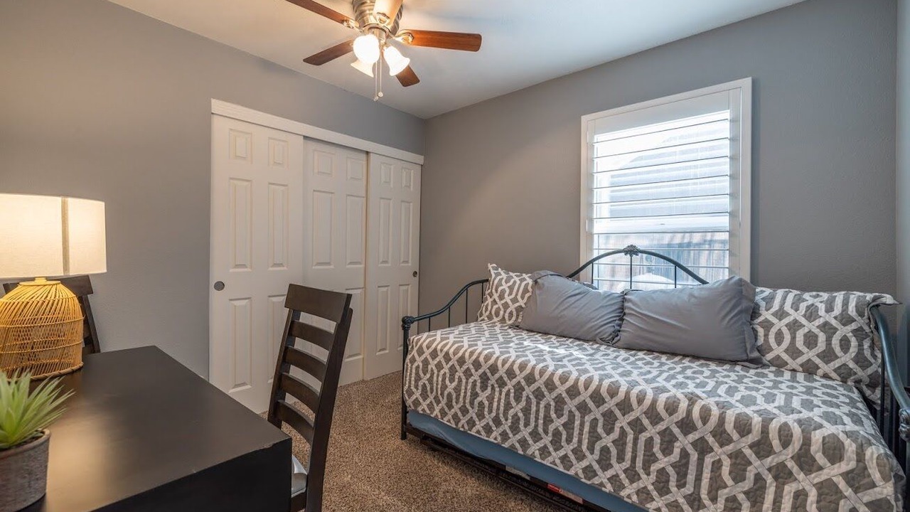 Photo of Bedroom in Ahwatukee Foothills