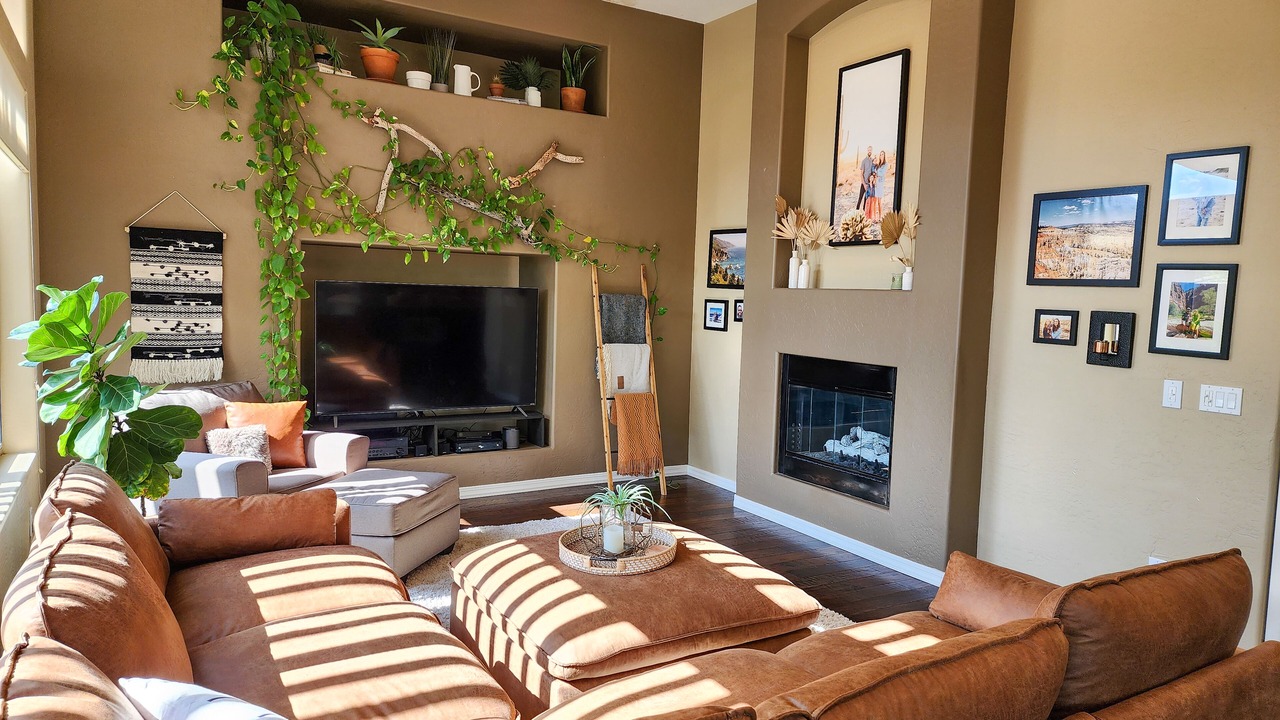 Photo of Livingroom in Anthem Country Club