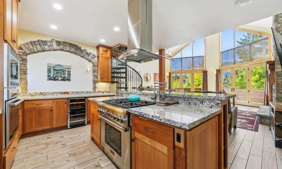 Photo of Kitchen in Mountain View Estates