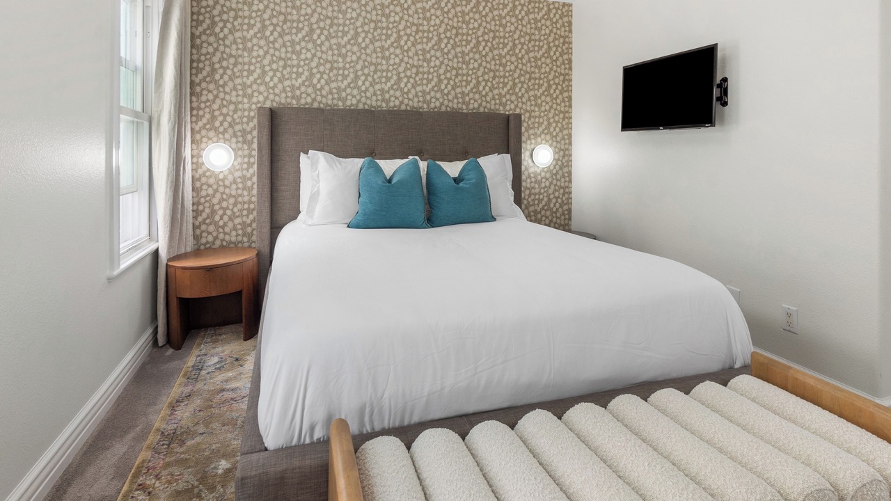 Photo of Bedroom in Corona del Mar