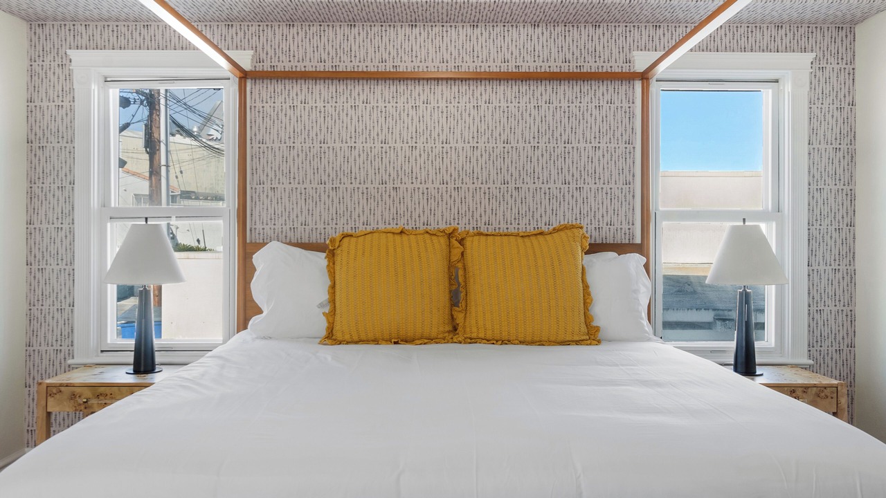 Photo of Bedroom in Corona del Mar