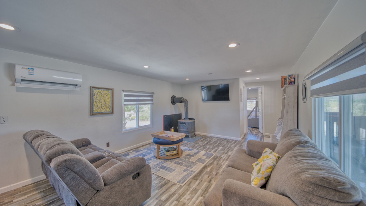 Photo of Livingroom in Park Village