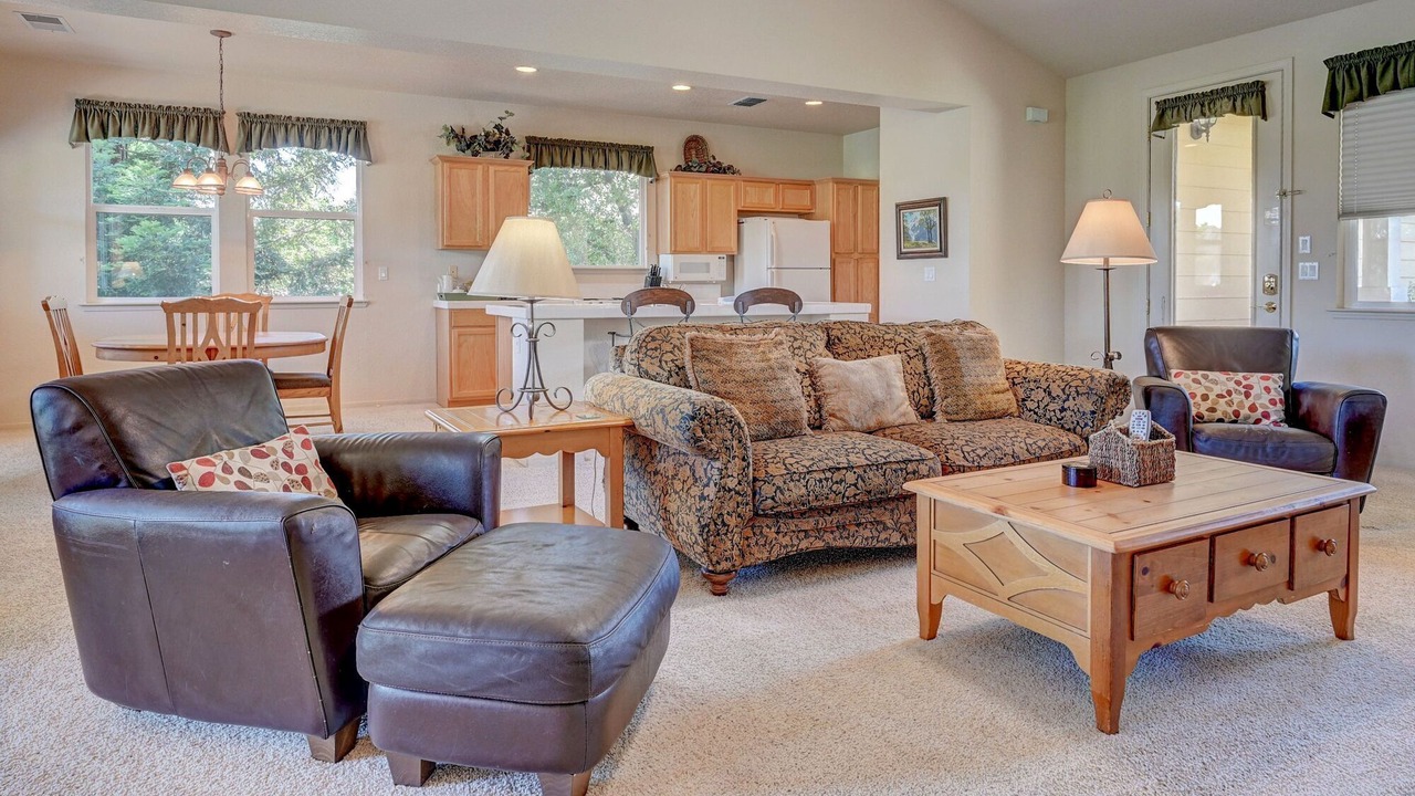 Photo of Bedroom in Angels Camp