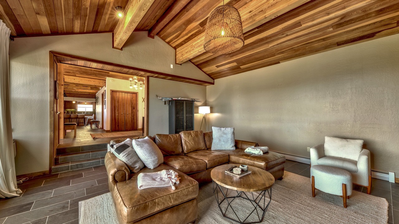 Photo of Bedroom in Lakeridge