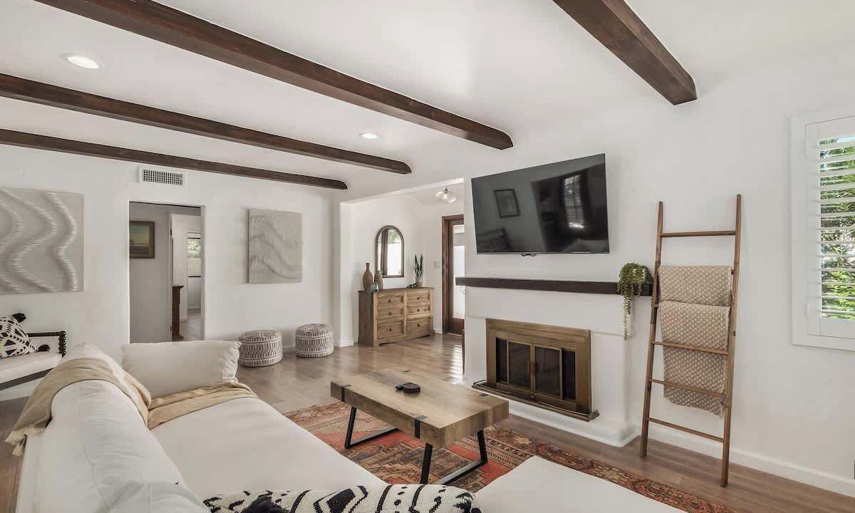 Photo of Livingroom in Peters View