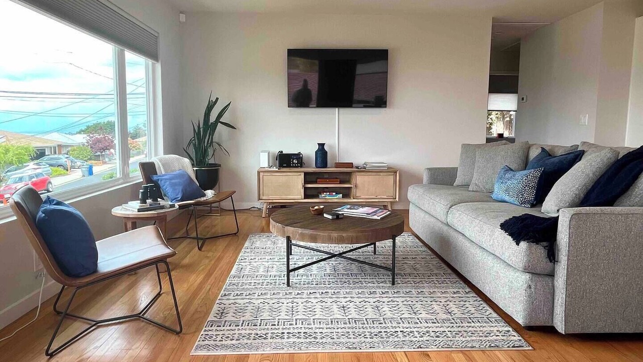 Photo of Livingroom in El Cerrito