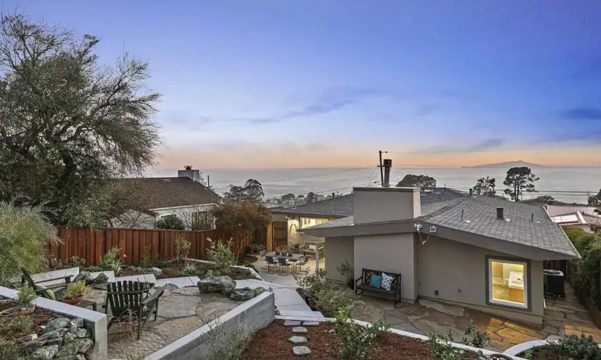 Photo of Patio Balcony in El Cerrito