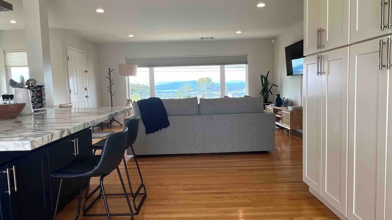 Photo of Livingroom in El Cerrito