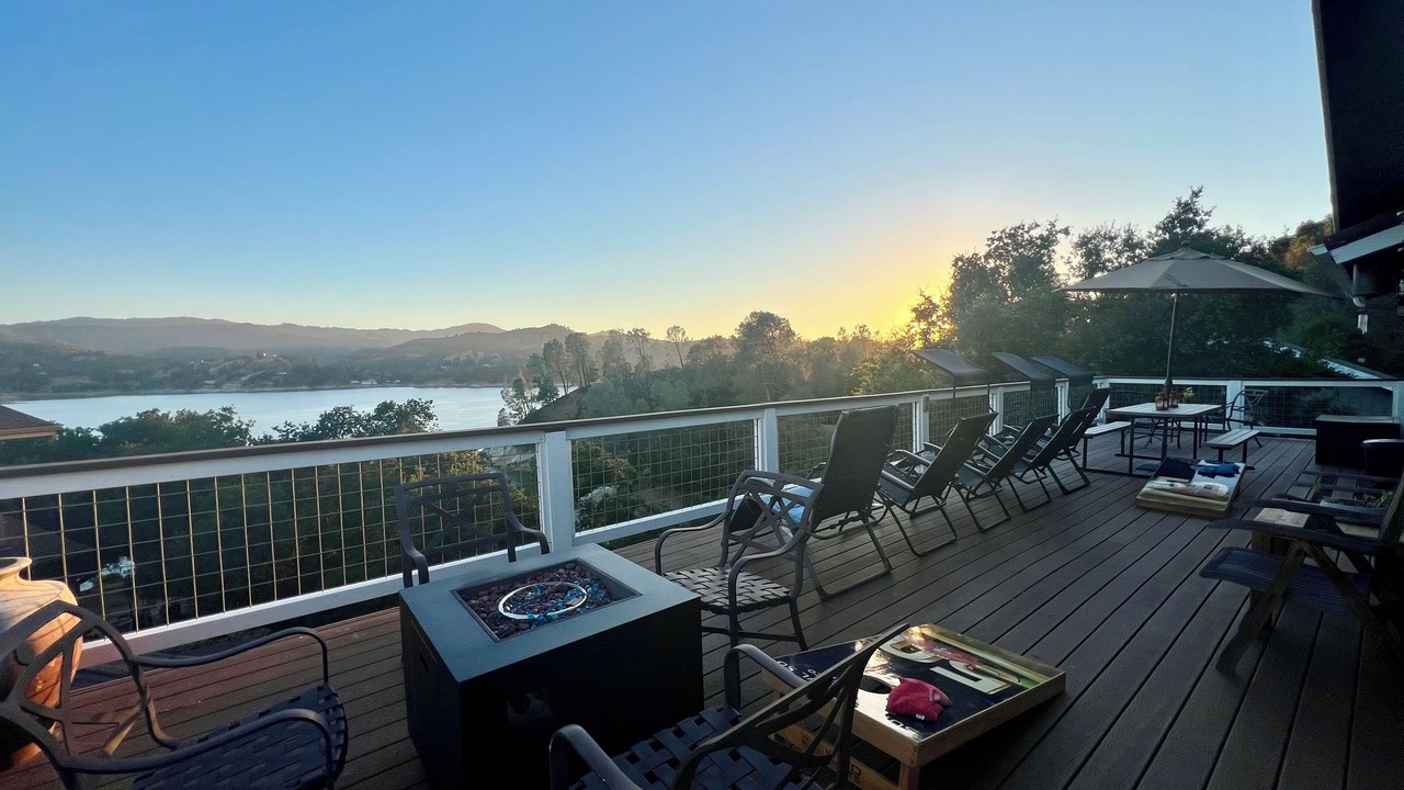 Photo of Patio Balcony in Oak Shores