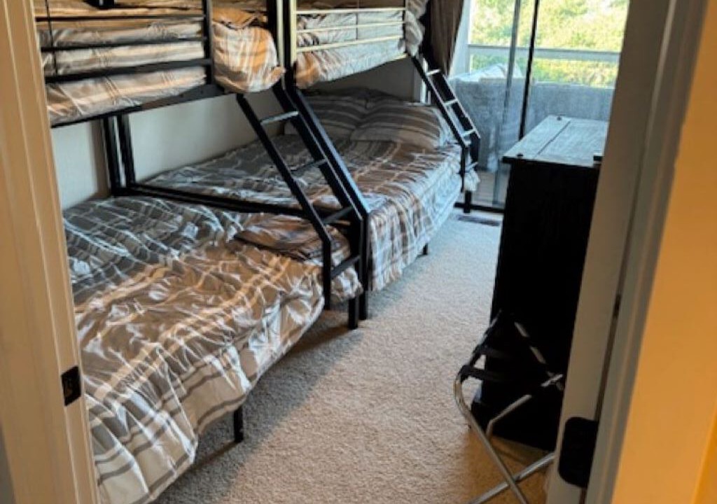 Photo of Bedroom in Oak Shores