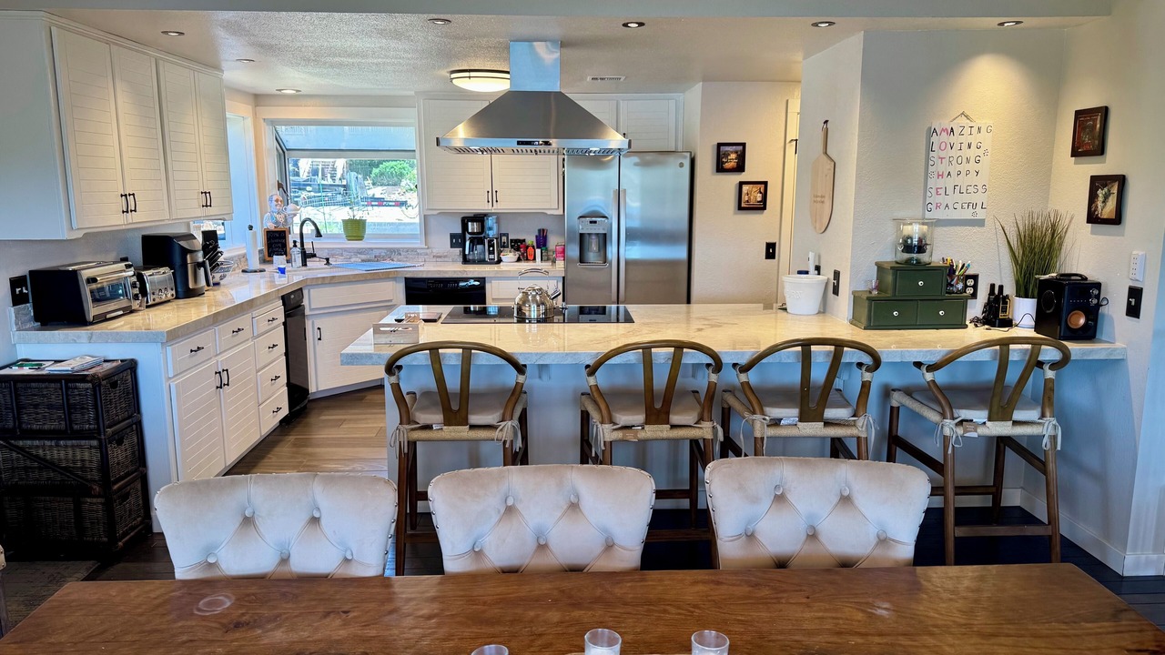 Photo of Kitchen in Oak Shores