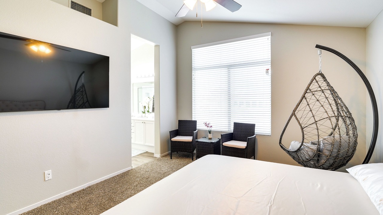 Photo of Bedroom in Silverado Ranch
