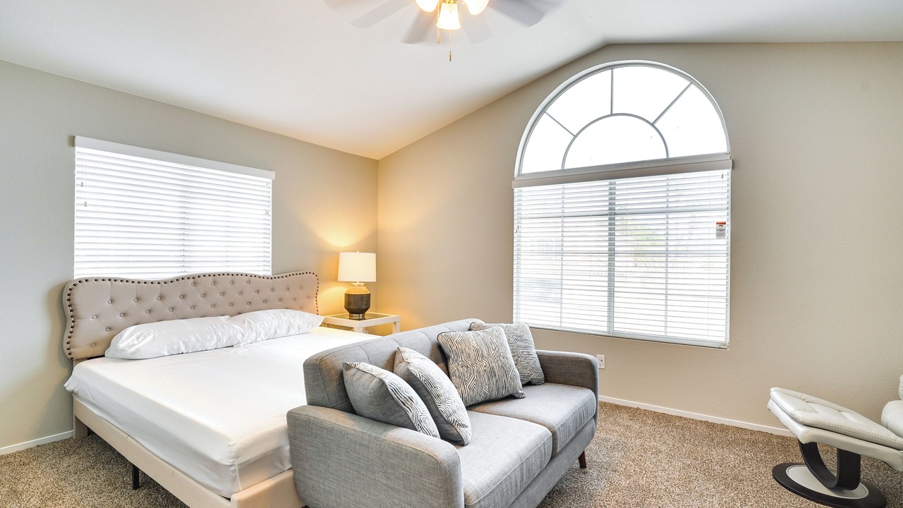 Photo of Livingroom in Silverado Ranch